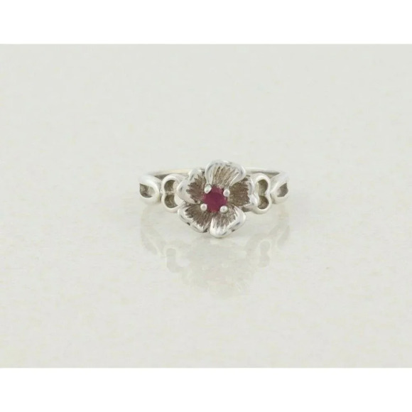 Sterling Silver Pink Topaz Flower Ring size 6 - Picture 1 of 8